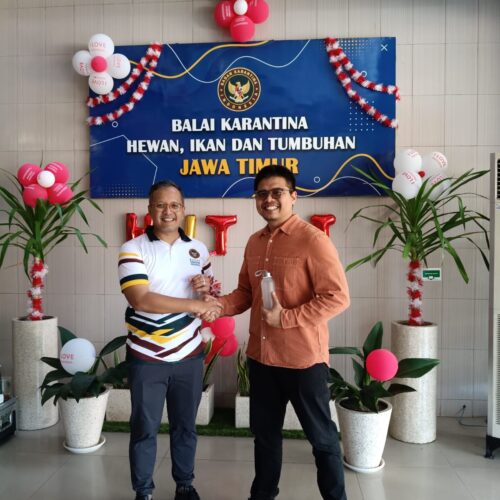 Aksi Nyata Jelang Kemerdekaan: GLS Kawal Pencanangan “BKHIT Jatim Free From Plastic Bottle”